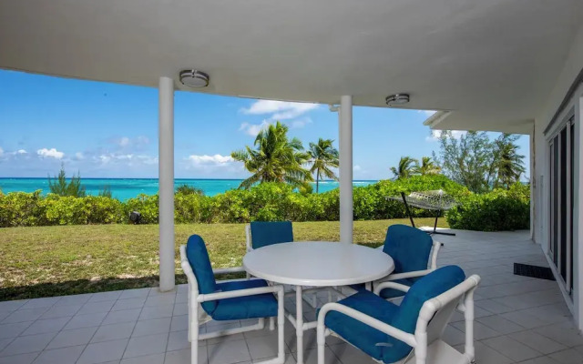 Caribbean Dream: Secluded Villa With Private Beachfront