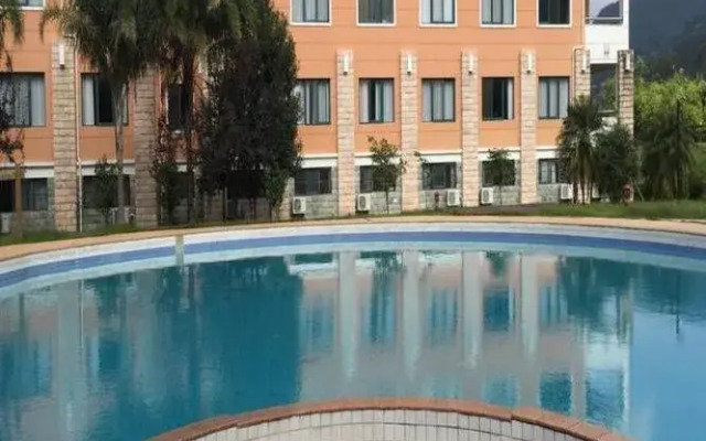 Guian Hot Spring Conference Center Hotel