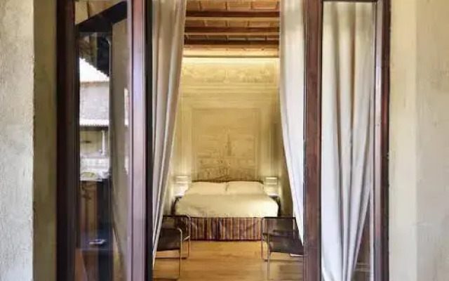 Park & Cloister Views Exclusive Apartment