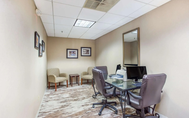 Burrstone Inn, an Ascend Collection Hotel