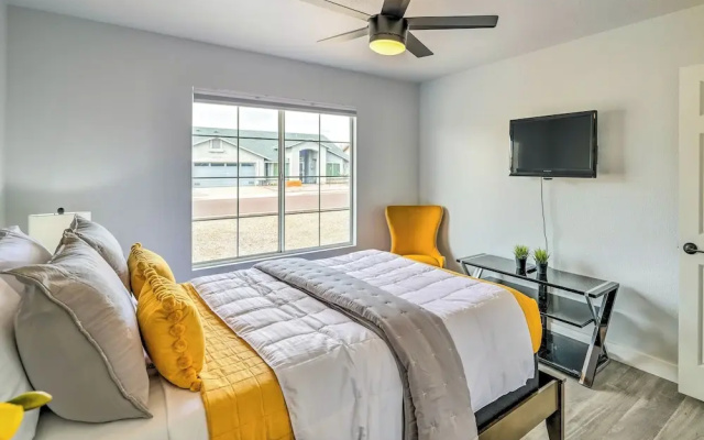 Group Getaway in Glendale < 1 Mi to Westgate!