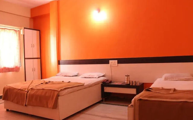 Hotel Kaustubh