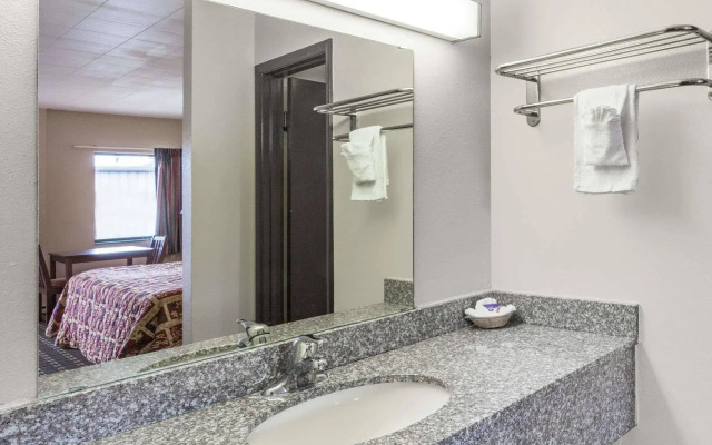 SureStay by Best Western Huntsville University Area