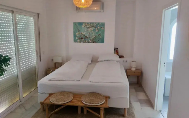 Holiday Home Near La Duquesa Golf & Beach