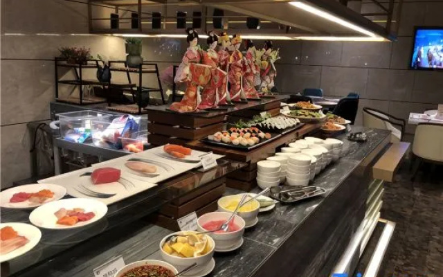 Phoenix New Century Grand Hotel – Meal – Linchuan