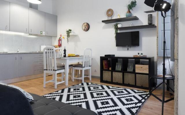 2 Comfortable Stunning Flats - City Center