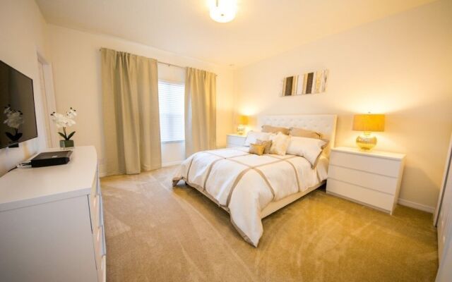 H2u - Apollo - St4043 5 Bedroom Home