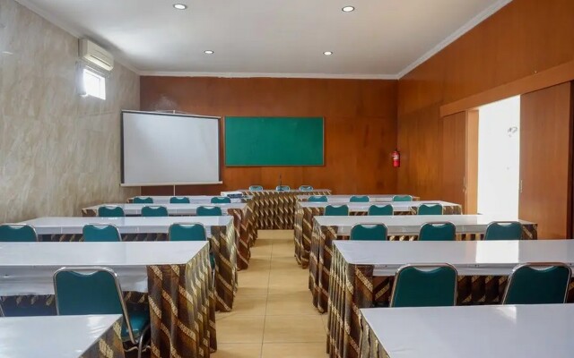 Sans Hotel Heryon Yogyakarta