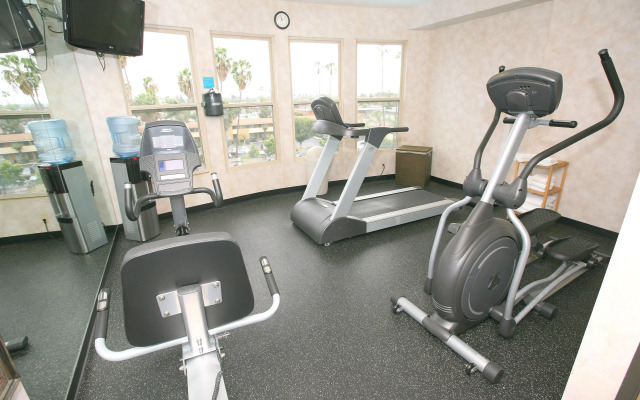 Holiday Inn Express San Diego South - Chula Vista by IHG