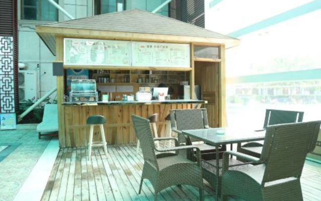 Jianlang Holiday Hot Spring Hotel