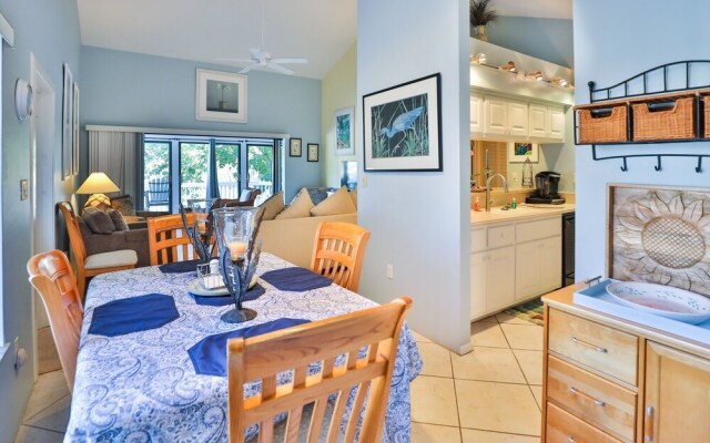 The Lakeside Beach 2 Bedroom Home