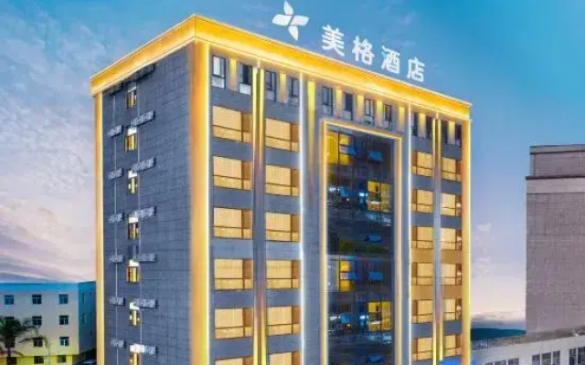 Meige Hotel (Red River Maitreya)