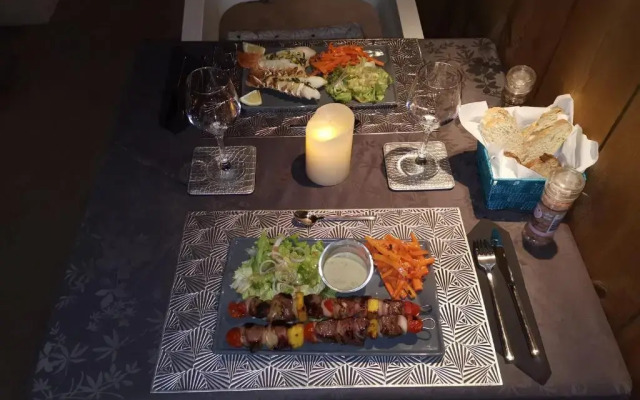 Hostal 170 Room 16 Service Appartement