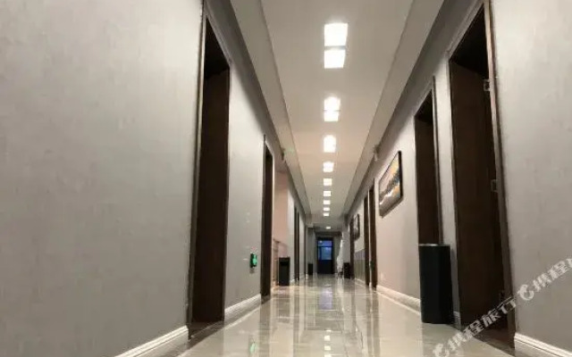 Tongtai Business Hotel (Zhangjiakou Huailai Railway Station)