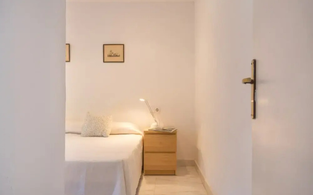Pet-friendly Apartment Near Beach