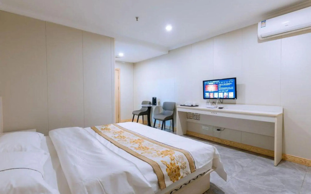 Dongsheng Business Hotel (Guangzhou North Railway Station Huadu Plaza)