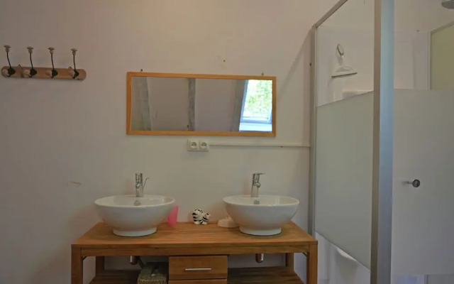 Cozy Mansion in Brandonnet With Swimming Pool