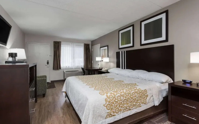 Days Inn Harrisburg North