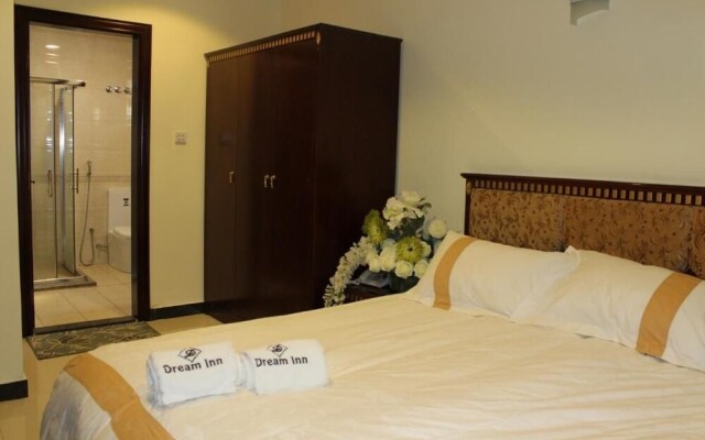 Dream Inn Hotel & Suites