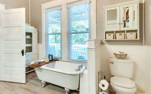 'the Liberty Belle' Home Near Dwtn Brooksville!