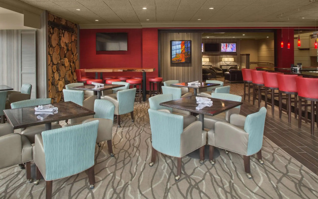 Sheraton Suites Akron Cuyahoga Falls