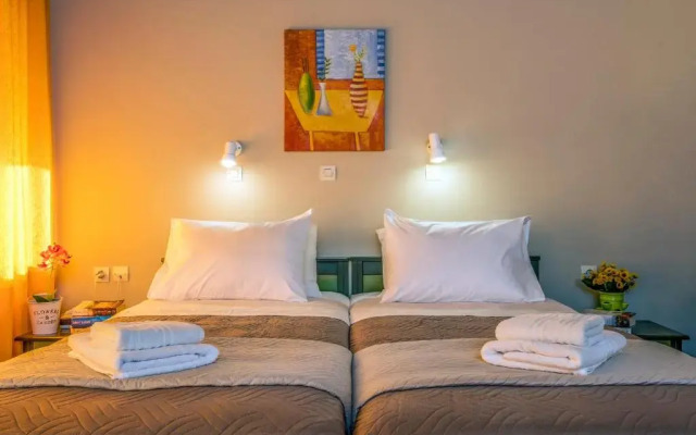 Theos Holidays Apartments