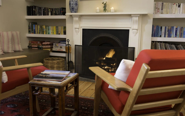 Athelstane House
