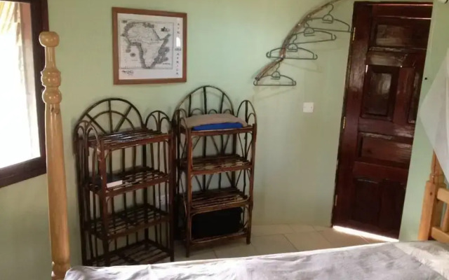 Banda Lodge