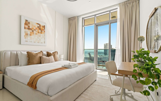 Silkhaus Exclusive 1BR Stay at Julphar Tower
