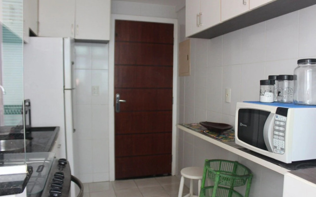 Apart. Deluxe 3 quartos Prainha 10 Pessoas