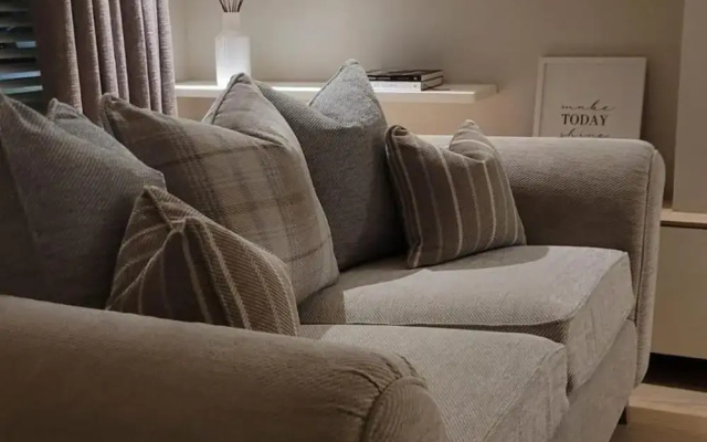 3 Bedroom, Sleeps 6, Free Parking