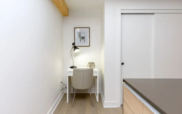 Amazing 1BR Condo Griffintown Sleeps 4