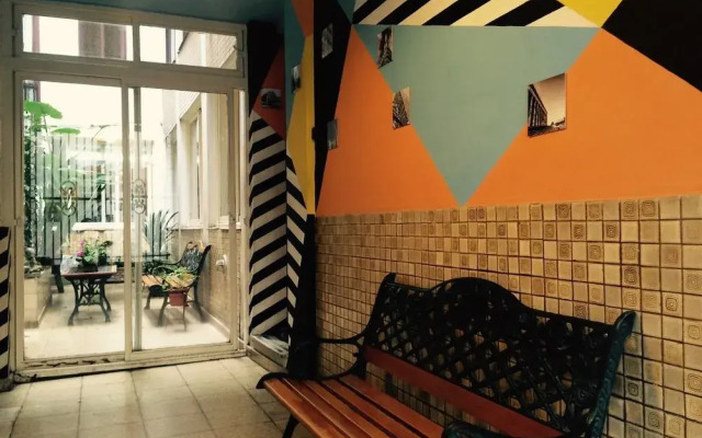 Petit Recoleta Hostel