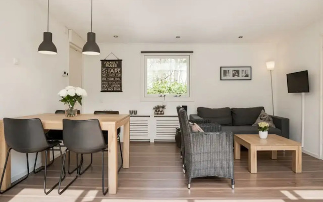 Secluded Bungalow in Laag-soeren With Garden