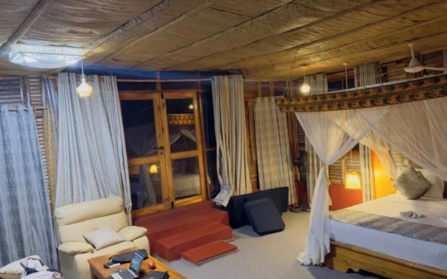 Maisara Mafia Beach Lodge