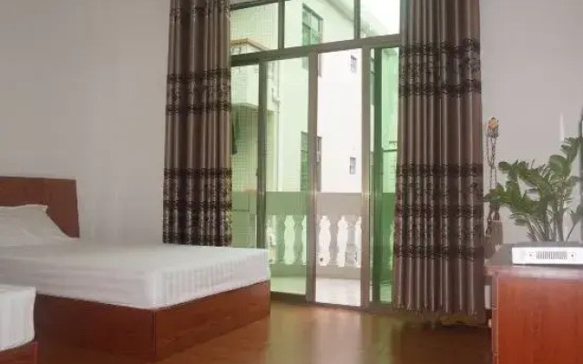 Yugang Family Hotel