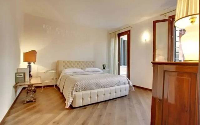 Grimaldi Apartments  - Scala Reale