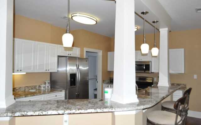 Turnberry 8546 (2G) - 3BR 2BA - (6)