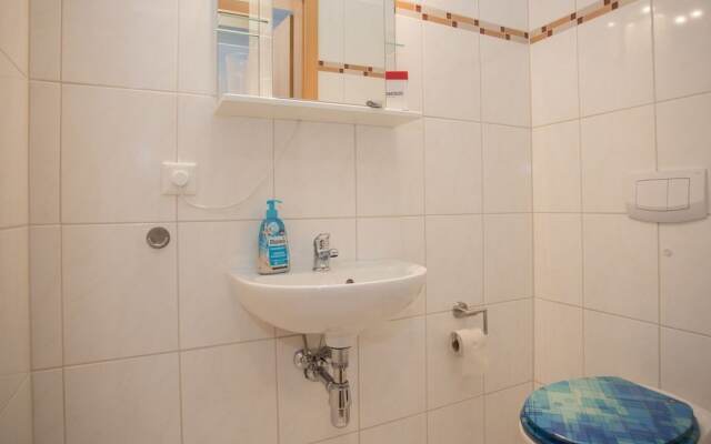 Bright Flat in Neuastenberg With Terrace