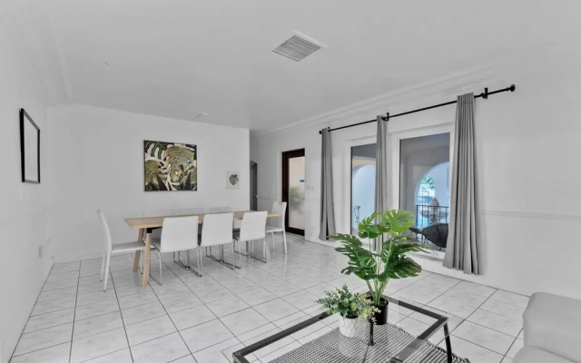Chateau Michael Luxury Brickell Villa with Pool