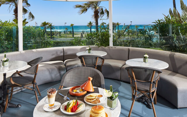 Villa Blanca Urban Hotel