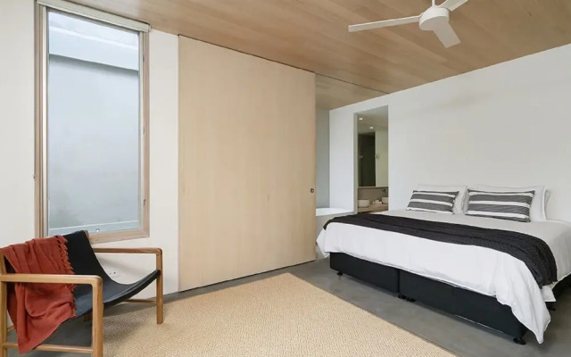 Your Luxury Escape - Driftwood Two