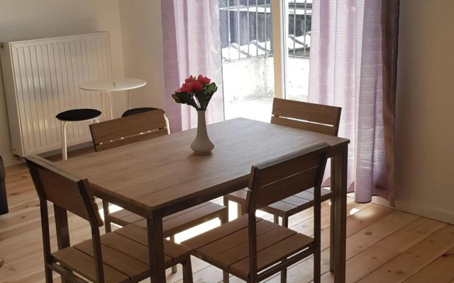 Attractive modern apartment