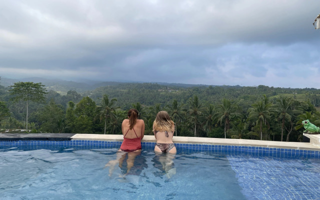 KTS - Kubu Tepi Sawah