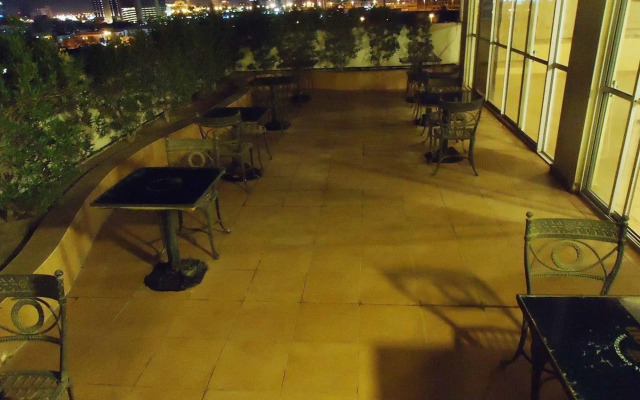 OYO 111 Infinity Suites