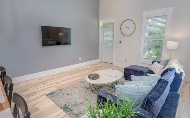 Incredible New 3br/2ba Near Downtown