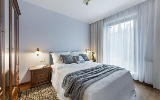 P And O Apartments Solec 15