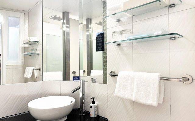 Holiday Inn Express Causeway Bay Hong Kong by IHG