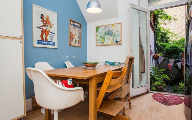 Two Bedroom Apartment Near Shepherds Bush
