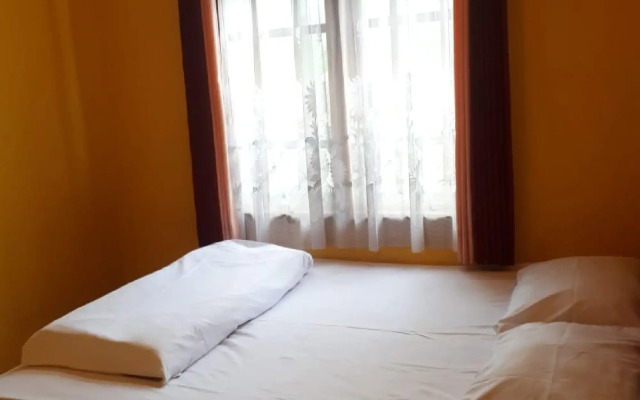 Bromo Indah Lestari Homestay RedPartner